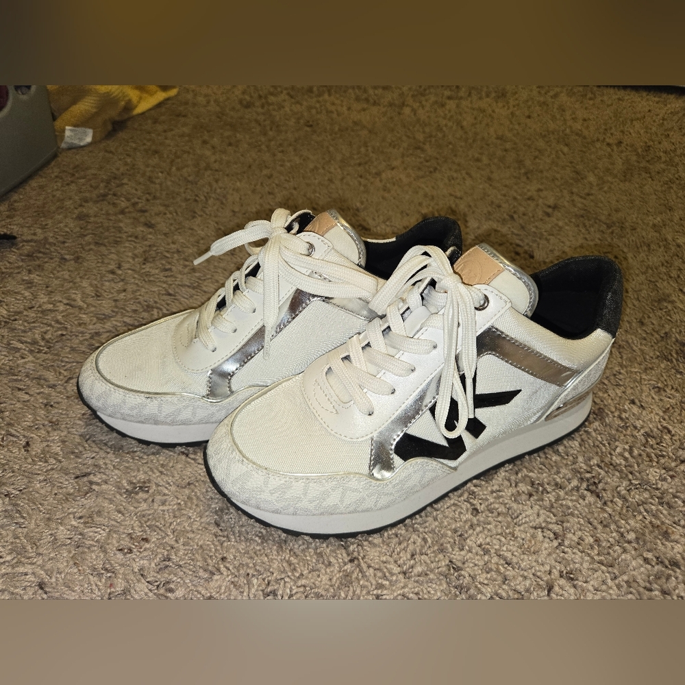 Michael Kors Sneakers – White/Silver – Women’s